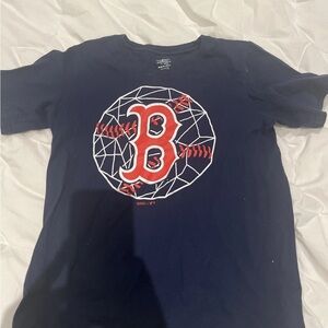 Boston Red Sox t-shirt; size M Youth